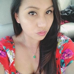 Meet your Posher, Jasmin